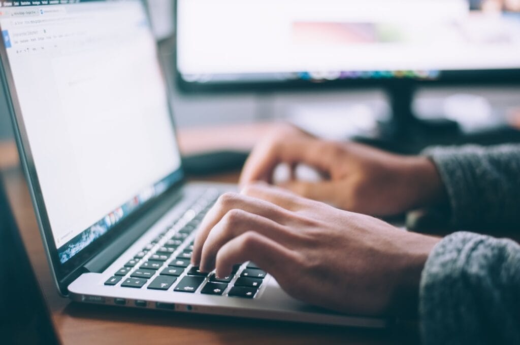 how to write a reminder email