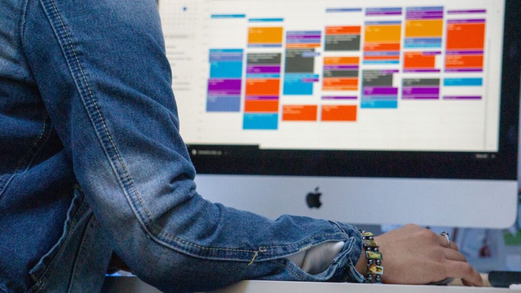 Coaching software for scheduling Coaching software for scheduling