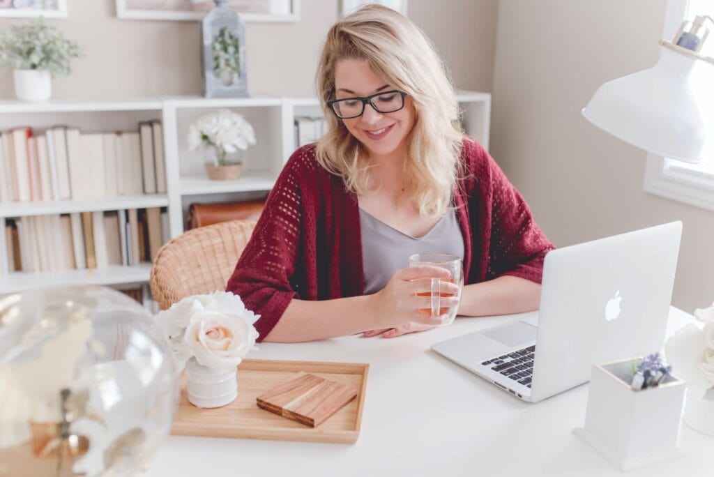 Coach working online Coach working online