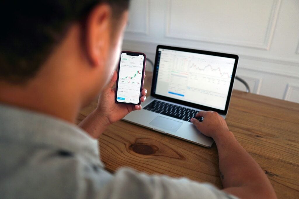 Digital investor onboarding